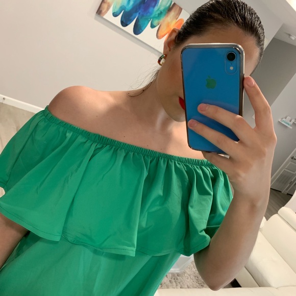 Green off the shoulder dress! - Picture 3 of 4